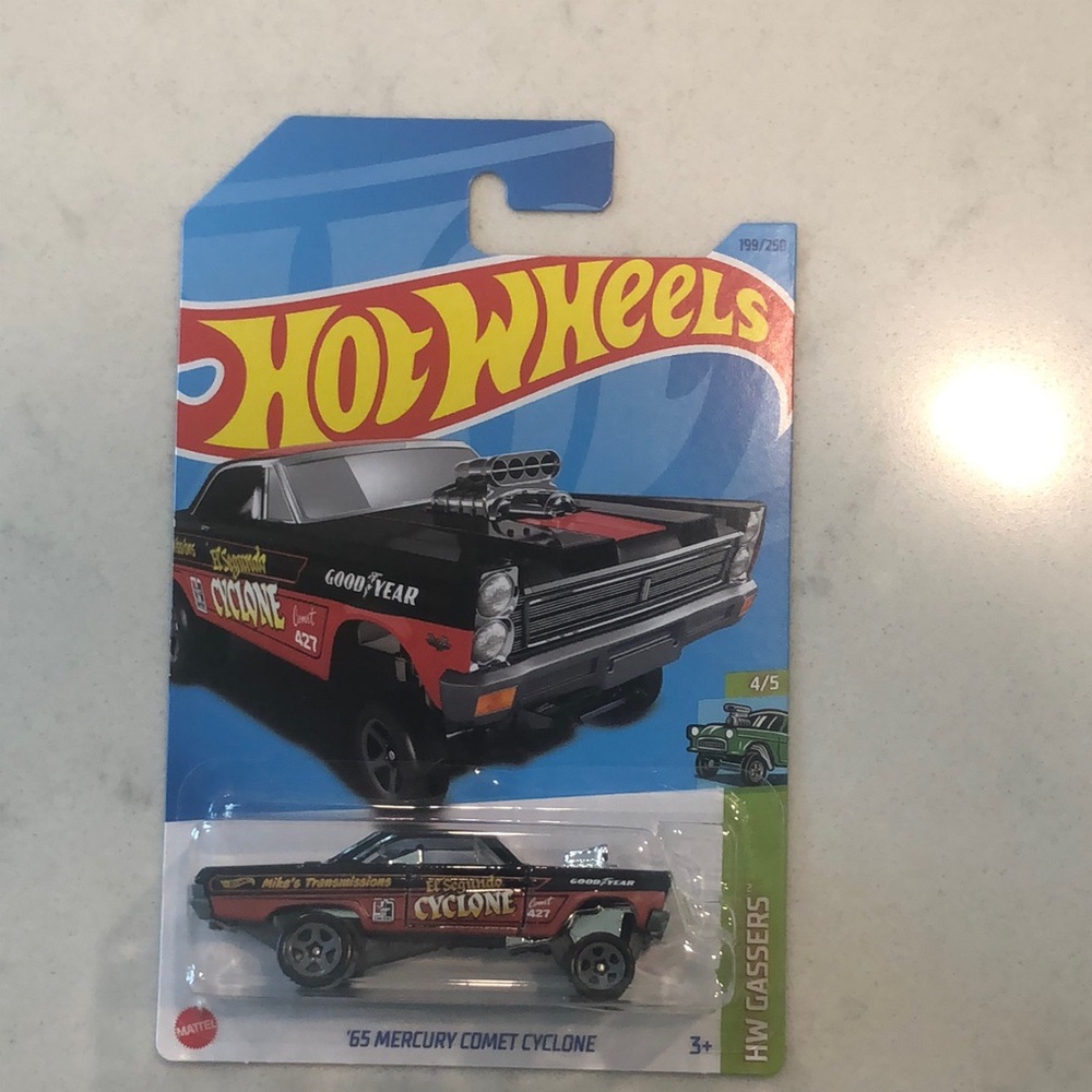 Hot Wheels '65 Mercury Comet Cyclone Die-Cast Car